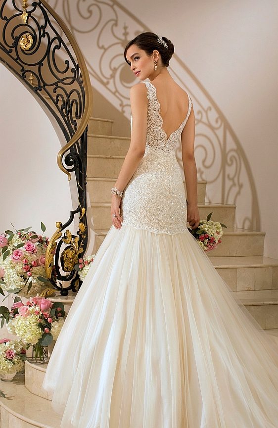 Svadobné šaty Stella York 5850a čipkované svadobné šaty