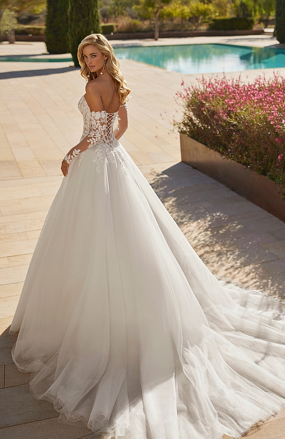 Svadobné šaty SIMONA svadobný salón WEDDING GALLERY Bratislava