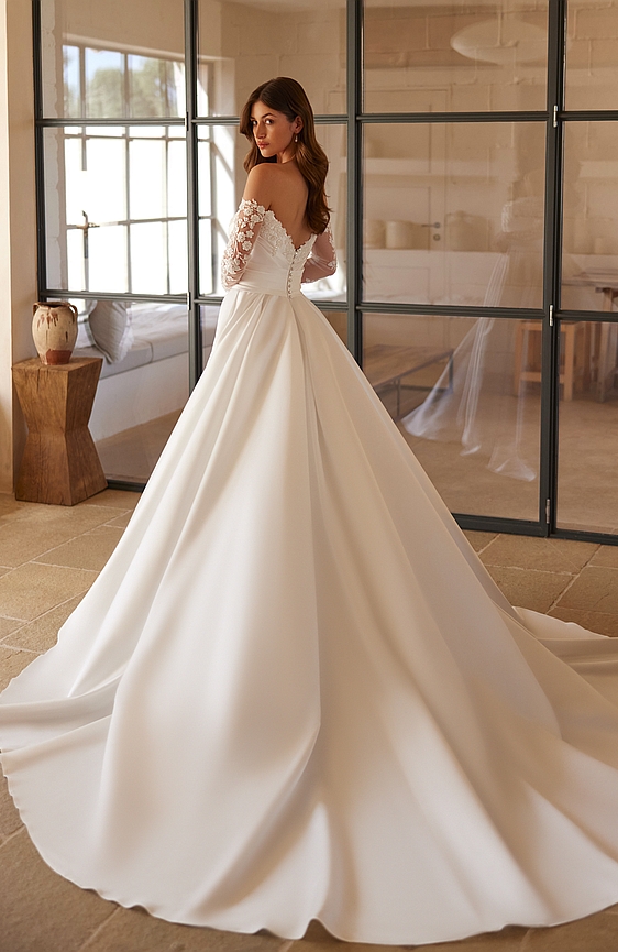 Svadobné šaty 5655 saténové s dlhým rukávom